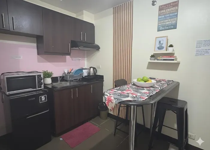 The Bgc Mckinley Budget Hotel *