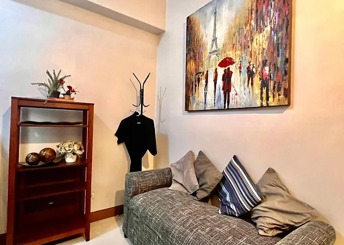 Hotel The Bgc Mckinley Budget *